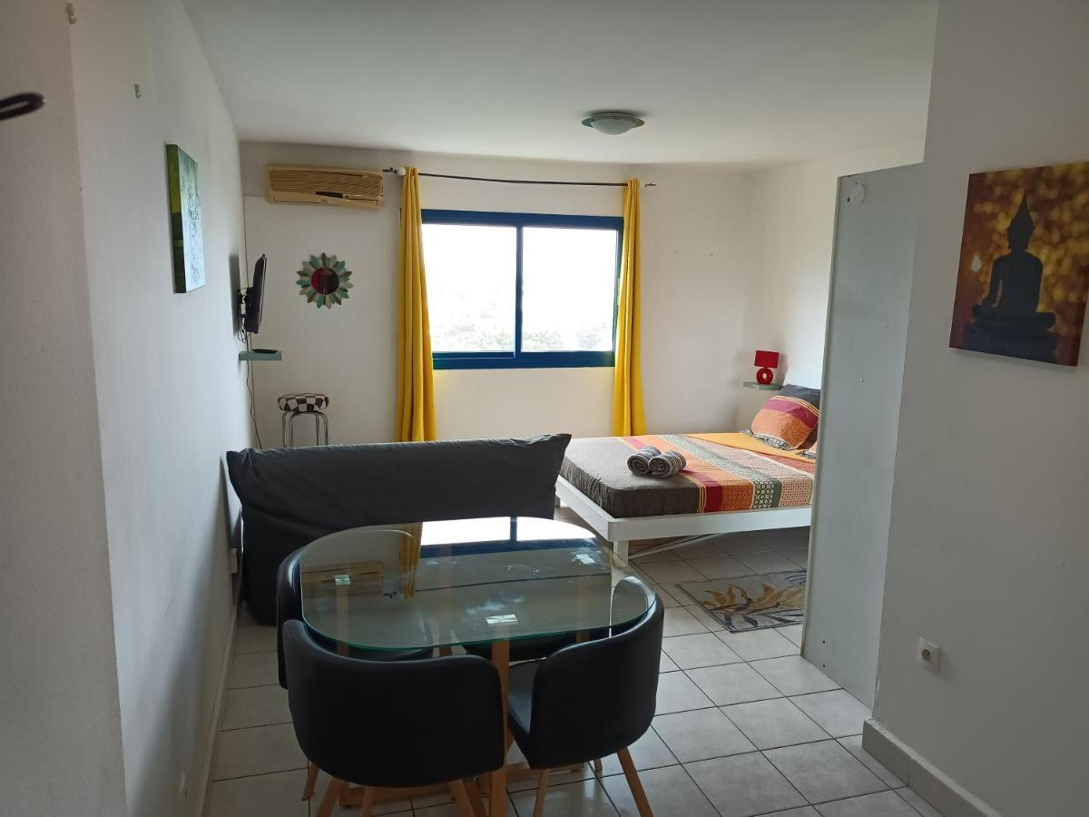 Entre Mer Et Montagne, Appartement Climatise, Vue Mer, Wifi Sainte-Marie Exterior photo