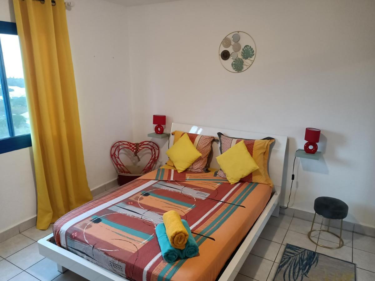 Entre Mer Et Montagne, Appartement Climatise, Vue Mer, Wifi Sainte-Marie Exterior photo